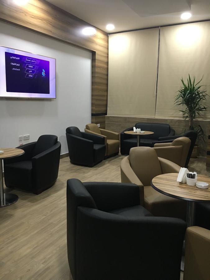 Al Muhanna Plaza Luxury Apartments Кувейт Экстерьер фото